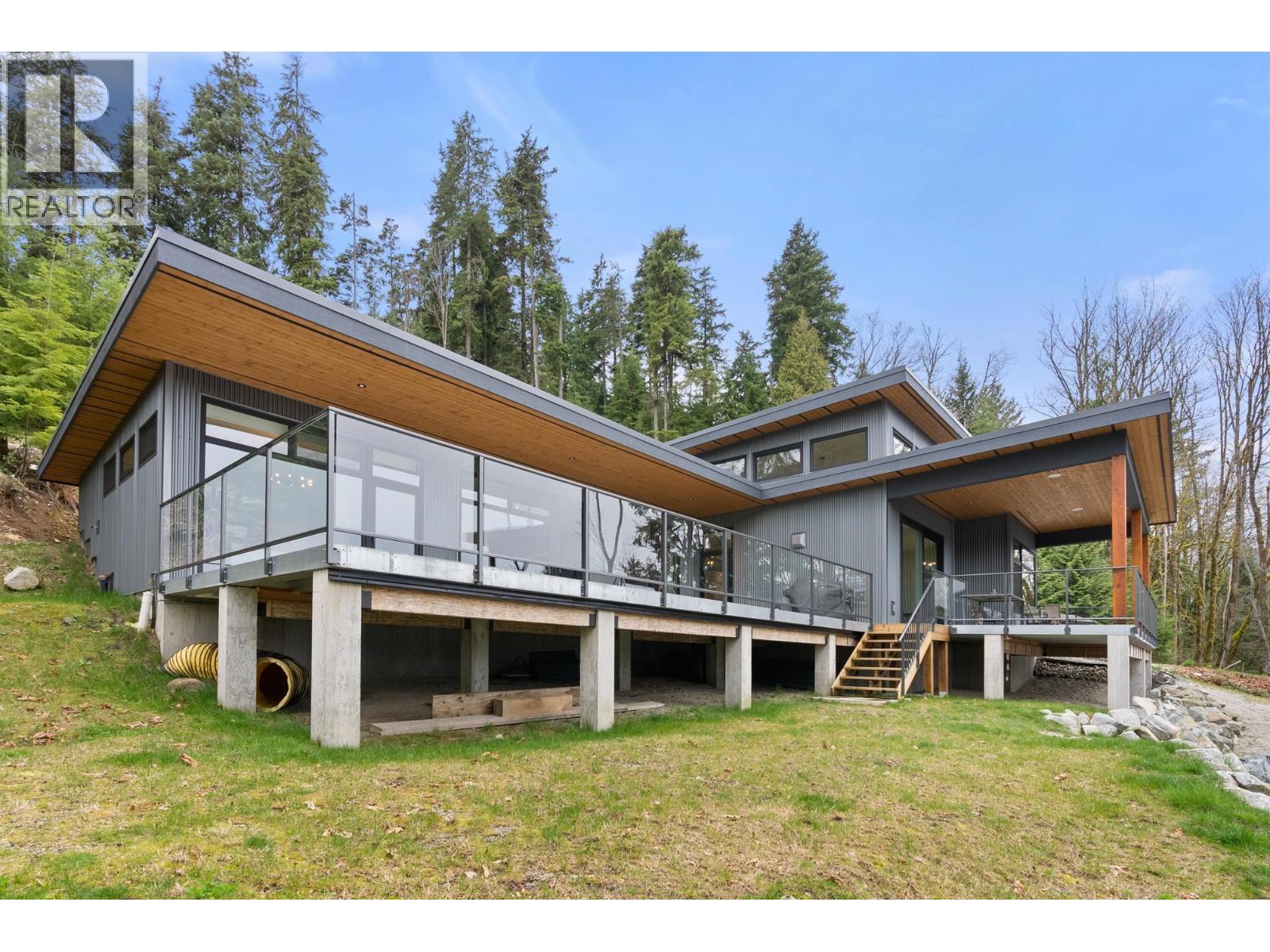 103 WITHERBY ROAD, Gibsons, British Columbia