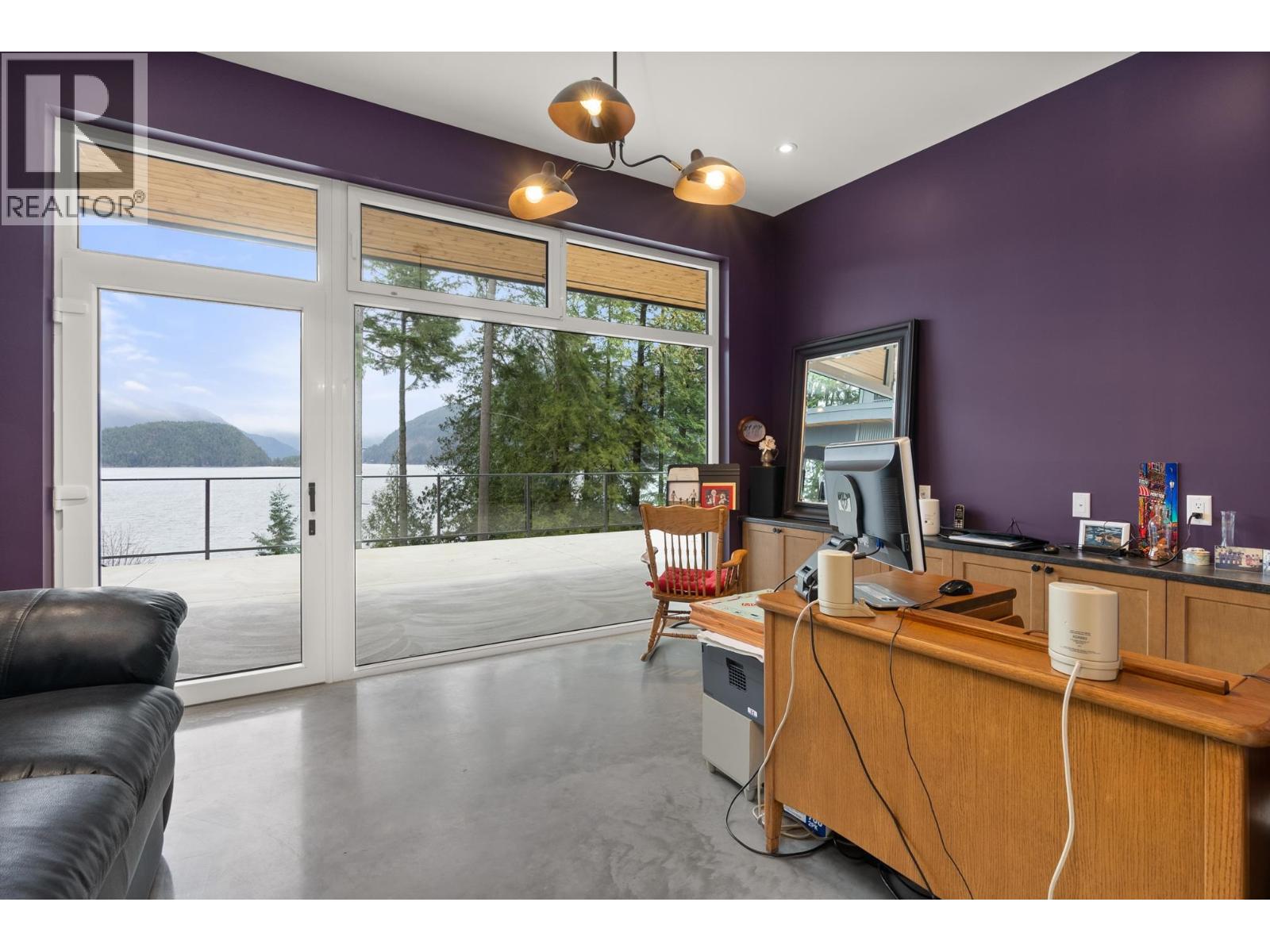 103 Witherby Road, Gibsons, British Columbia V0N 1V6 - Photo 8 - R3085193